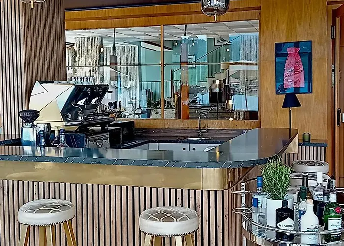 ホテル Tennis & Yacht Velden フェルデン・アム・ヴェルターゼー