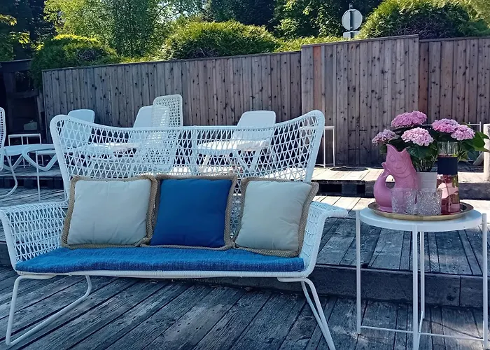 Tennis & Yacht Velden ホテル フェルデン・アム・ヴェルターゼー