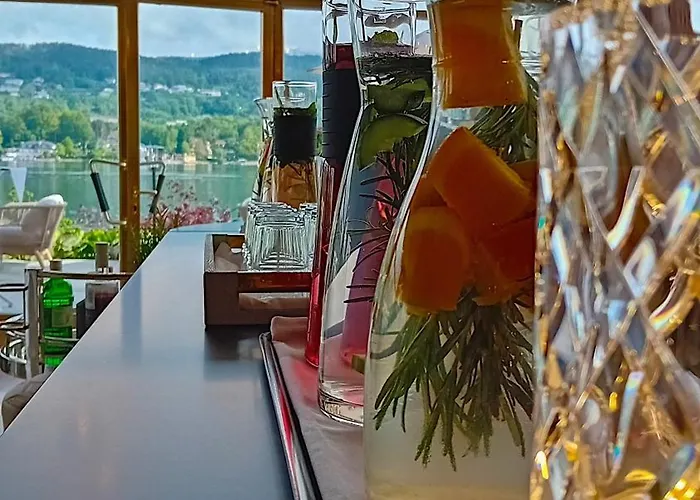 ホテル Tennis & Yacht Velden フェルデン・アム・ヴェルターゼー